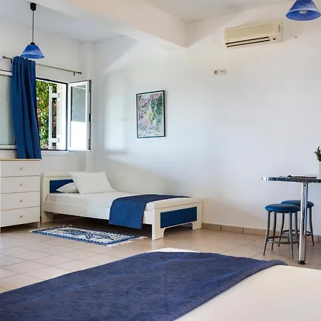 Maria's Garden Апартаменты