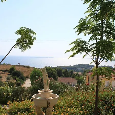 Apartman Maria's Garden *