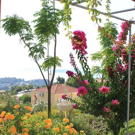 Apartman Maria's Garden *