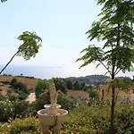 Apartment Maria's Garden *