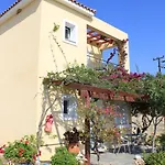 Apartment Maria's Garden *